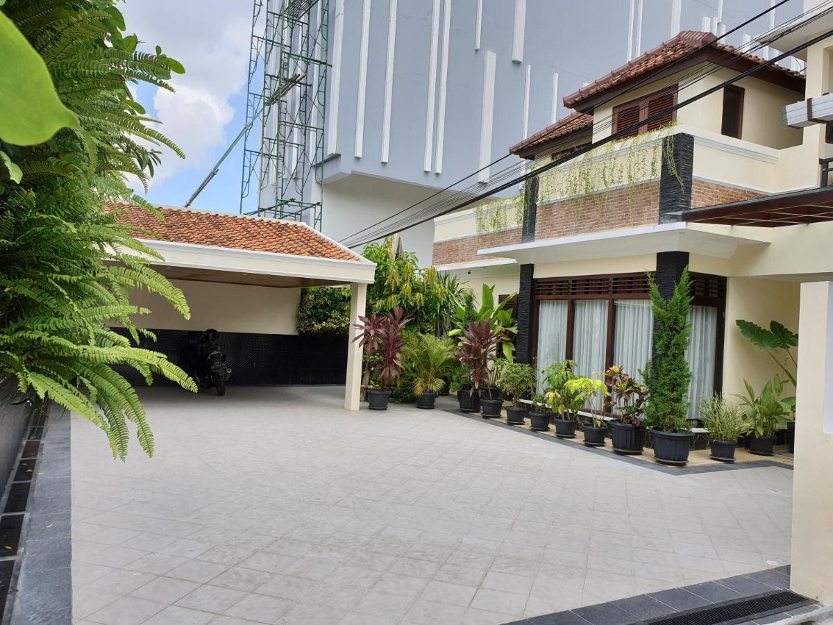 Malioboro Place Yogyakarta Esterno foto